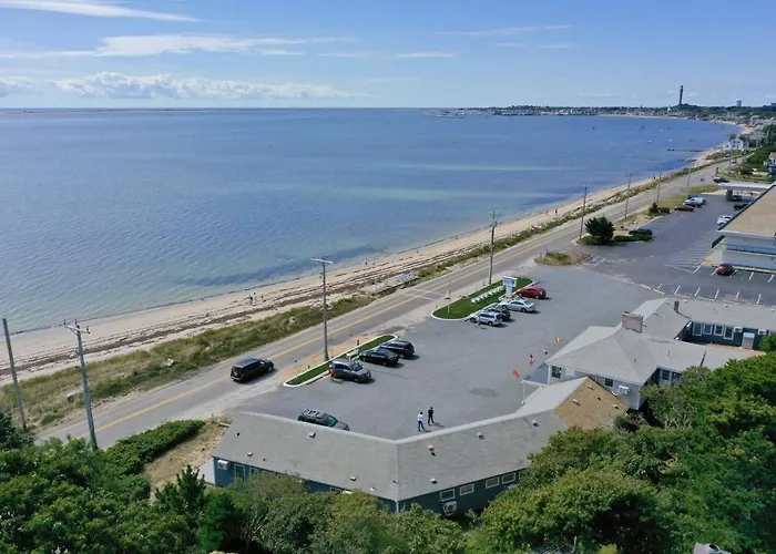 Breakwater Hotel