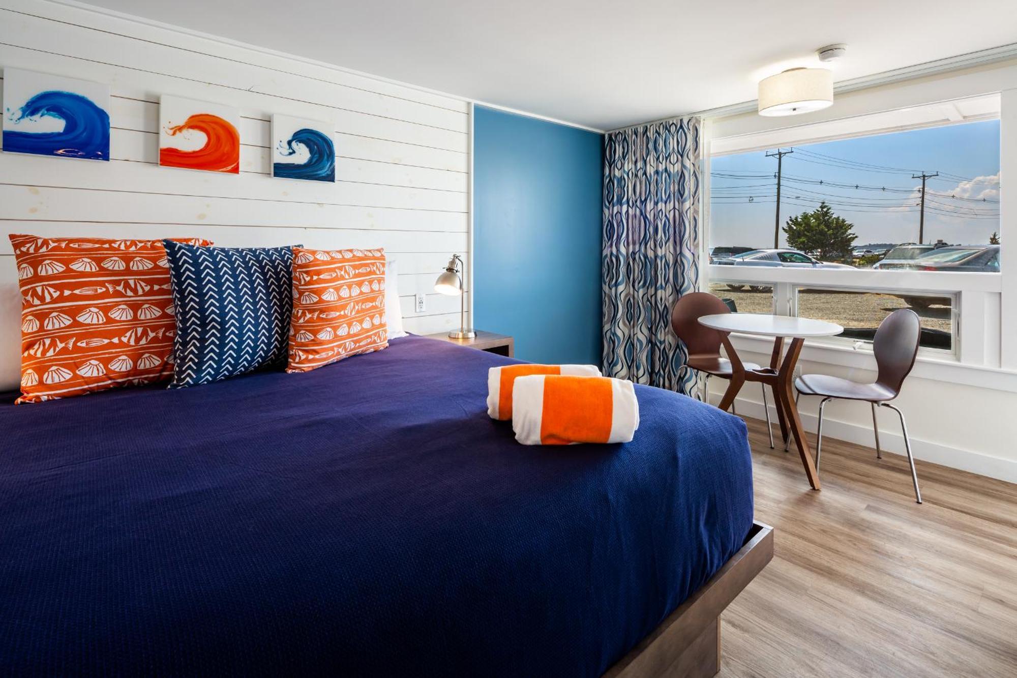 Breakwater 3* Provincetown