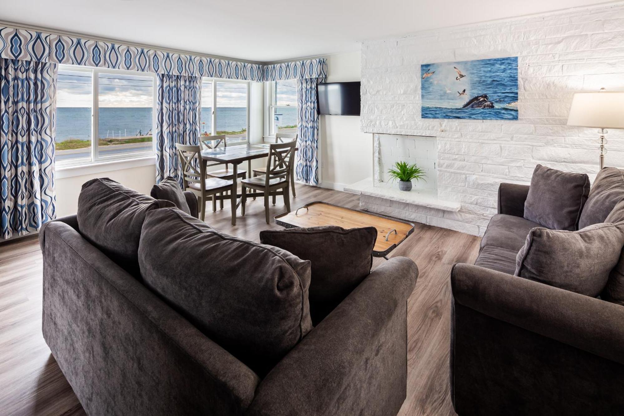 Hotel Breakwater Provincetown
