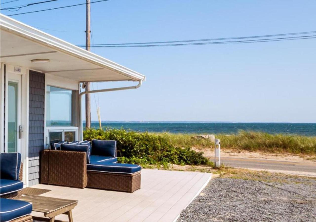 Breakwater Hotel 3*